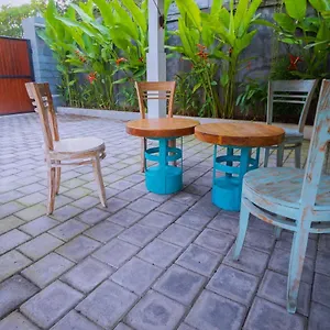 Pensión Kos Bulan Bali, Kuta Lombok